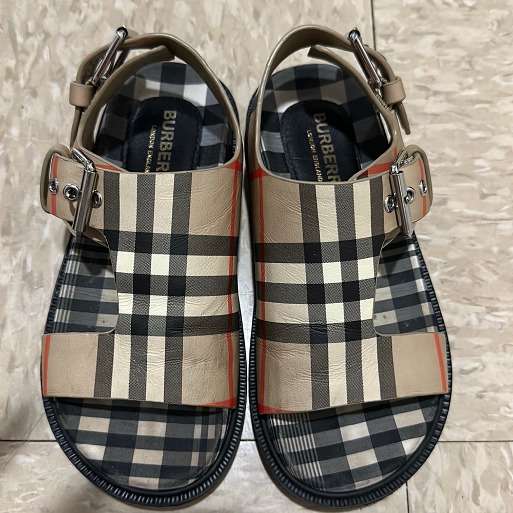 Burberry Bertha kids sandals